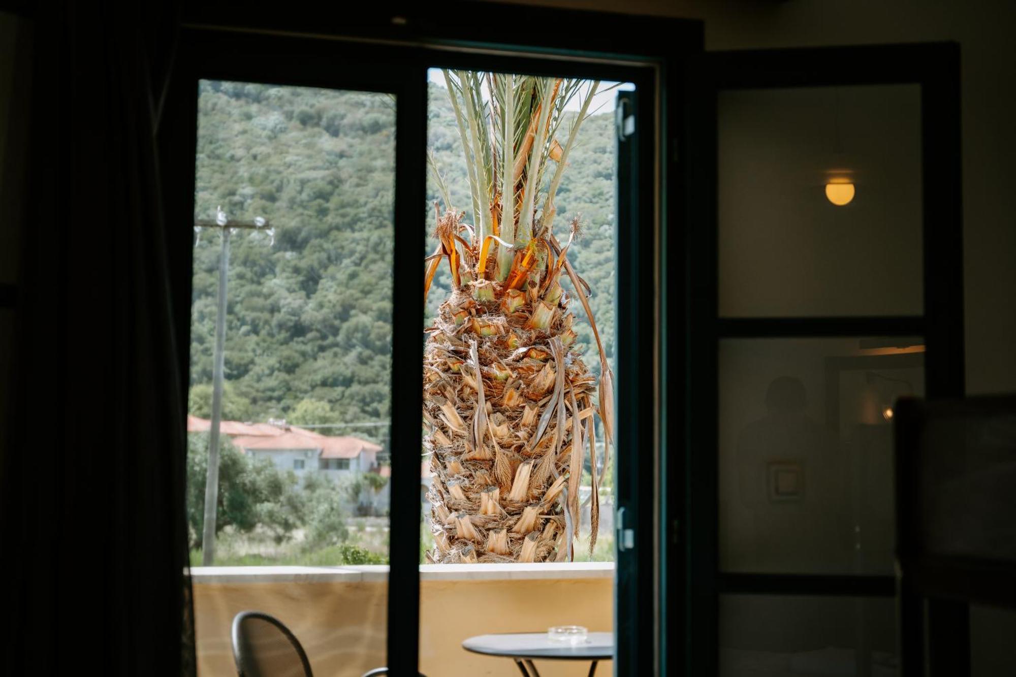 Karavostasi Beach Hotel Perdika  Exterior foto